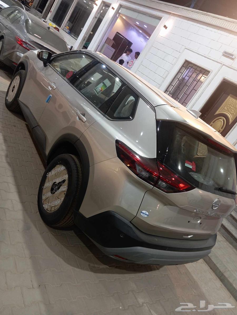 نيسان اكس تريل 7 و 5 مقاعد دبل وبدون...كاش واقساط64248614020738111