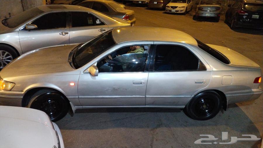 تويوتا كامري 200164243475714049114