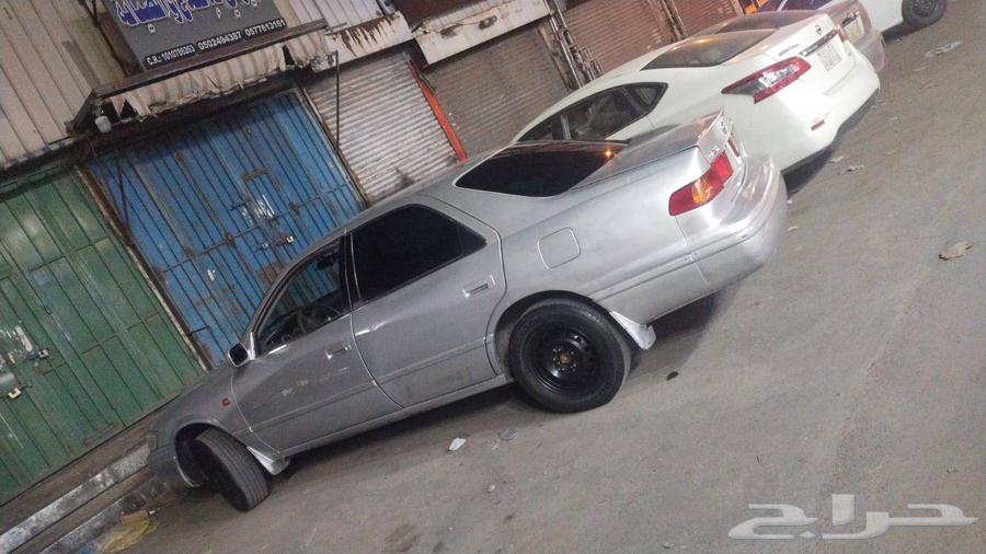 تويوتا كامري 200164243475714049111