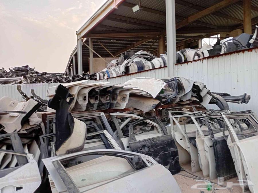 مركز الشرق الأوسط. لقطع غيار السيارات المستعمله.لكزس. تيوتا64253689533827113