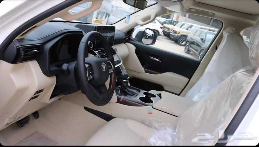 لاندكروزر2025 بنزين تقسيط او دفعتين(50  50 )64240672068865112