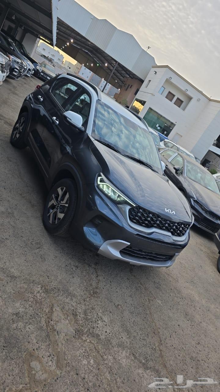 كيا سونيت 2023 نص فل64250353339779111