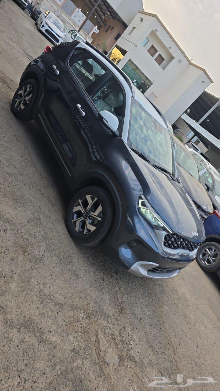 كيا سونيت 2023 نص فل64250353339779113