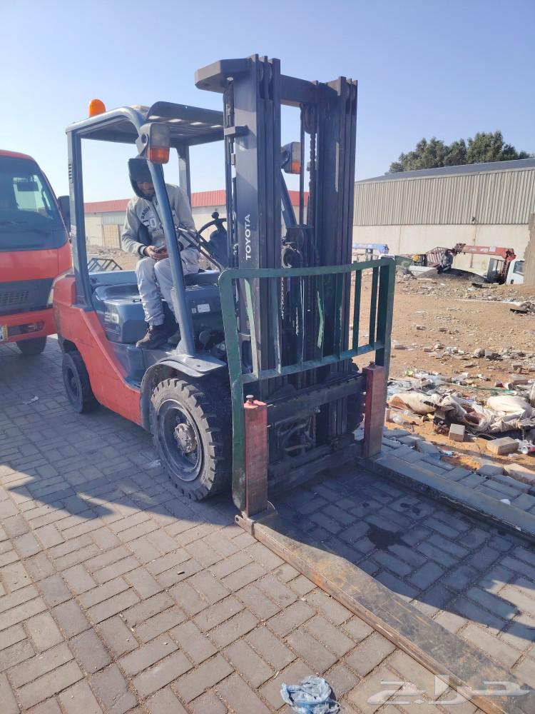 رافعه شوكيه للايجار سكين64236210536321110