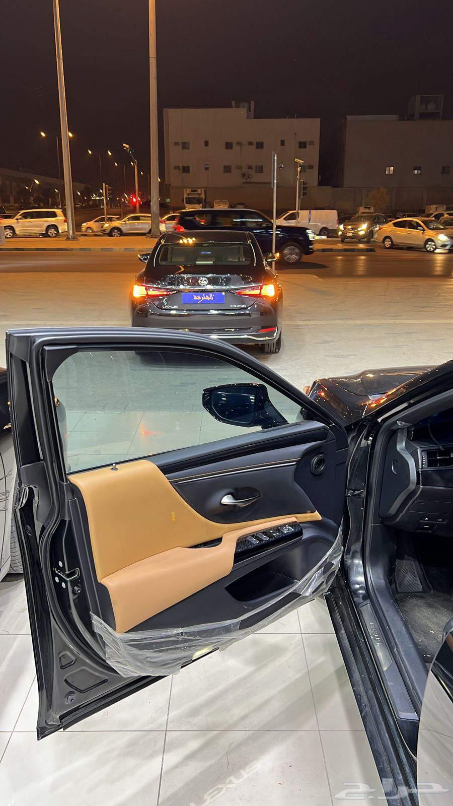 مكتب الشارقة لتأجير السيارات أهلا  و سهلا  بكم فرع ا يوجد64255191805699113