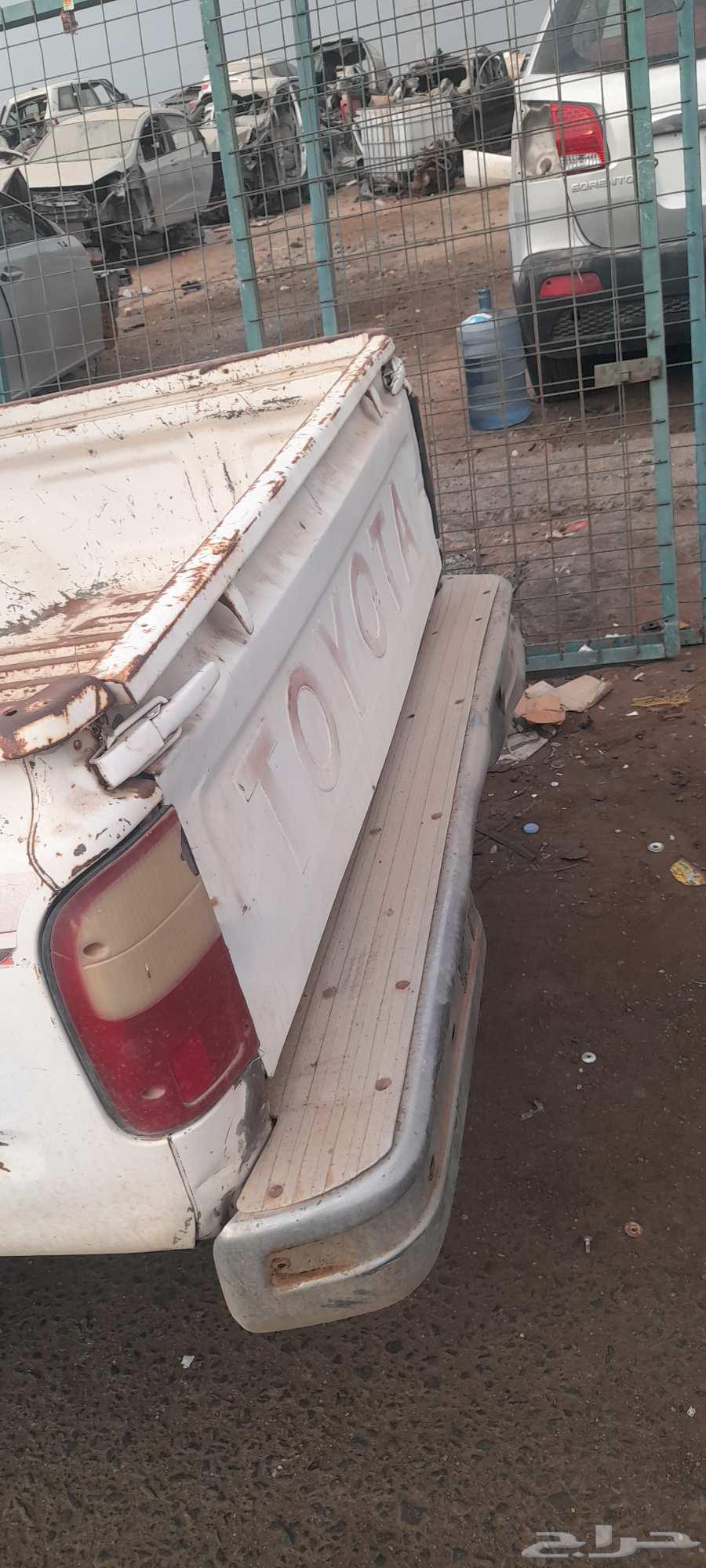 تويوتا هايلوكس 200264255499699458113