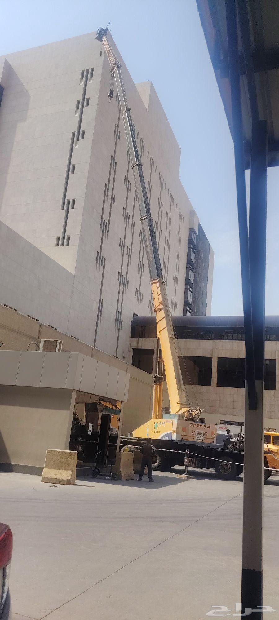 Cranes for rent, basket crane, lifting crane, Riyadh64234413687939112