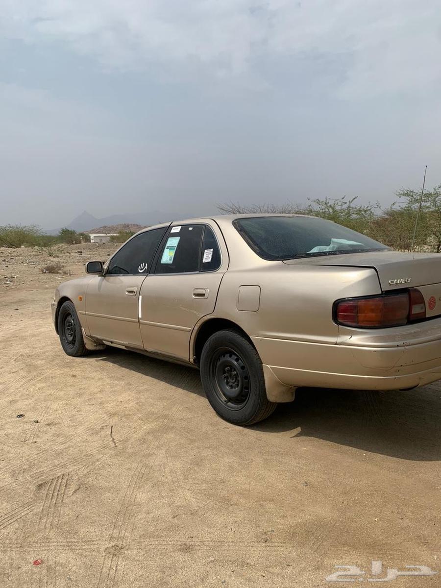 Toyota Camry 1997, color gold, 4 cylinder, manual transmission, asking price 800064245046477827112