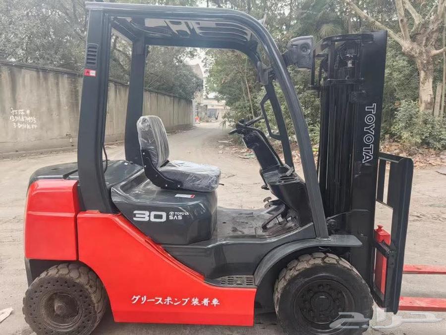 تأجير رافعة شوكية كلارك فوركلفت جاك يدوي للايجار64260175310339111