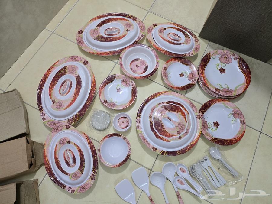 طقم صحون جديد غير مستعمل للبيع64404222357379114