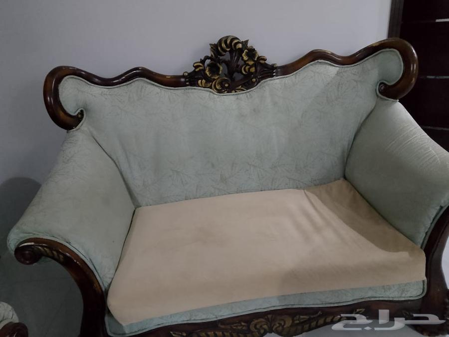 كنب كلاسيكي للبيع64402271955202114