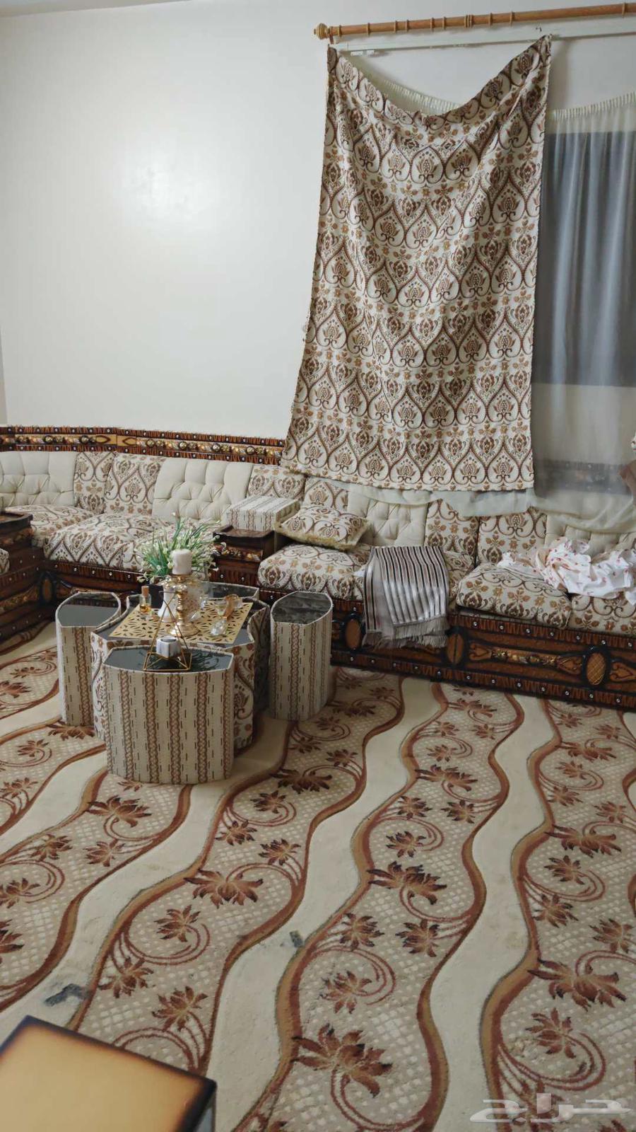 كنب مستخدم نظيف جدا جدا وذات جوده عاليه للبيع64404000186755112