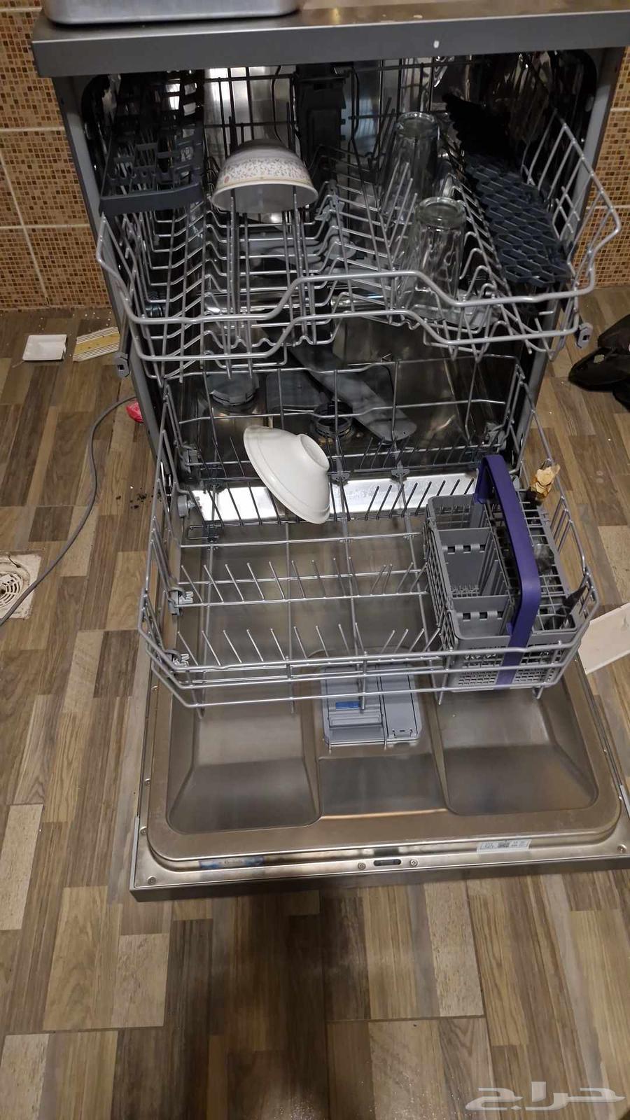 Beko dishwasher, new, used for only two months64403986310787110