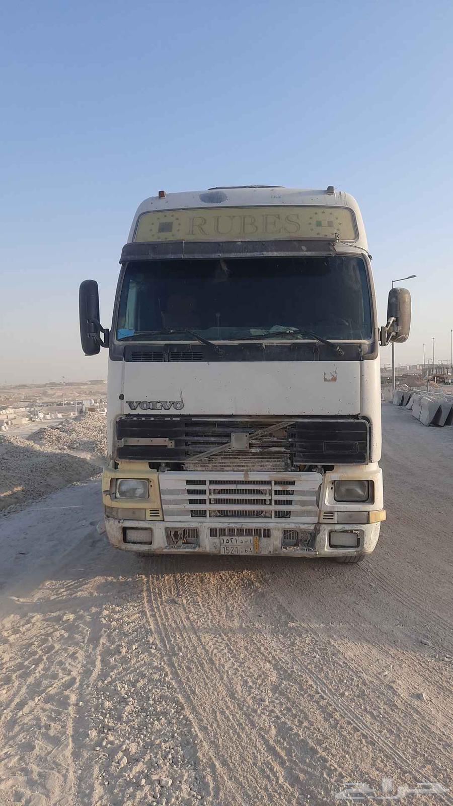 صندوق قلاب للبيع 18 متر قاعده بي بي كفرات جديد64403457584258110