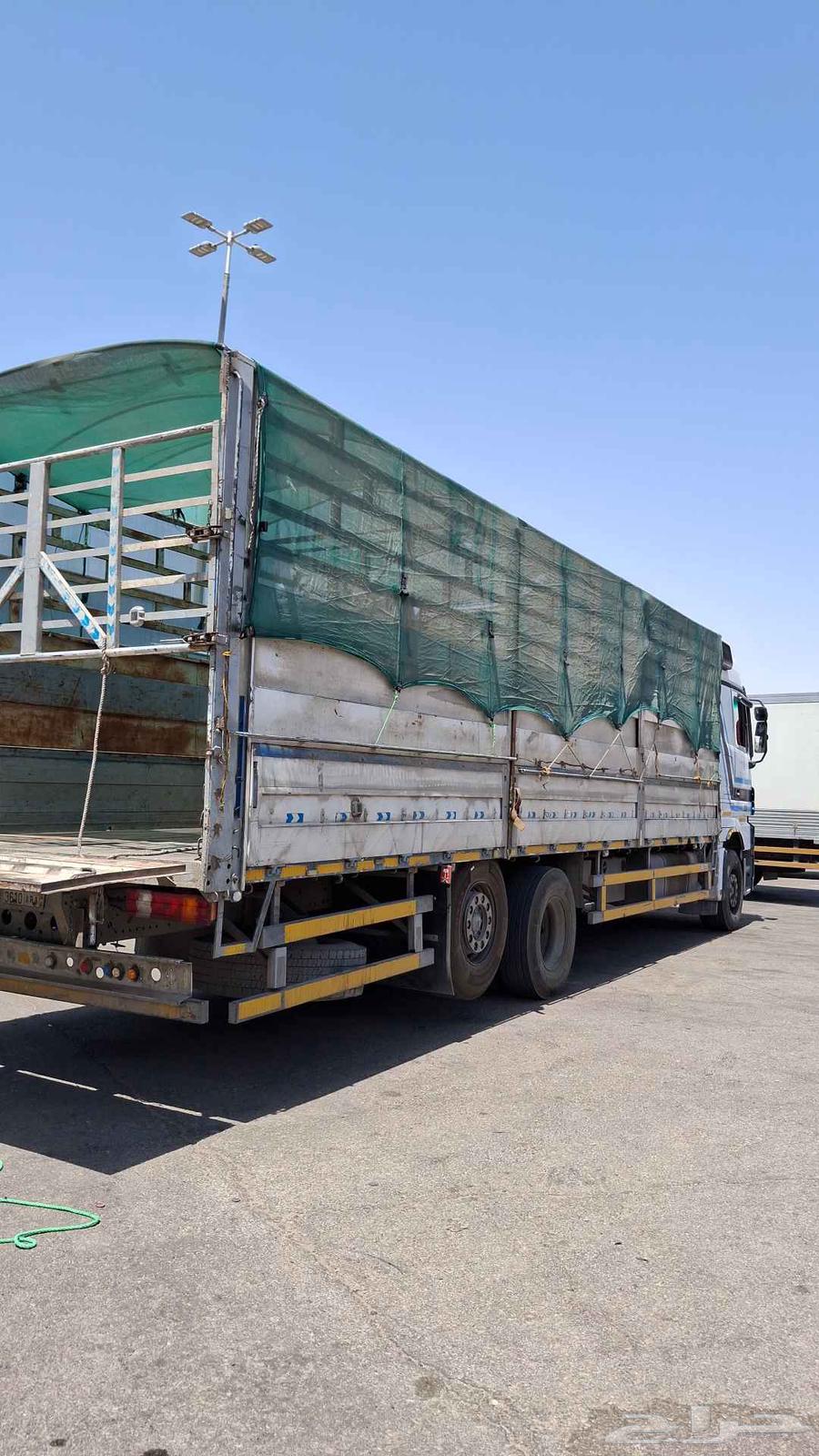 Mercedes 10-meter truck transportation inside and outside Saudi Arabia64141435523585110