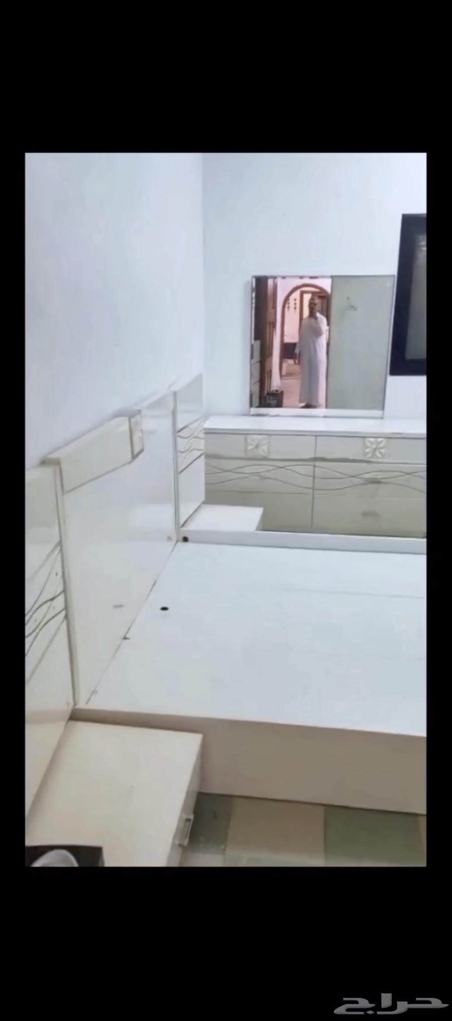 غرفة نوم للبيع64403084921987112