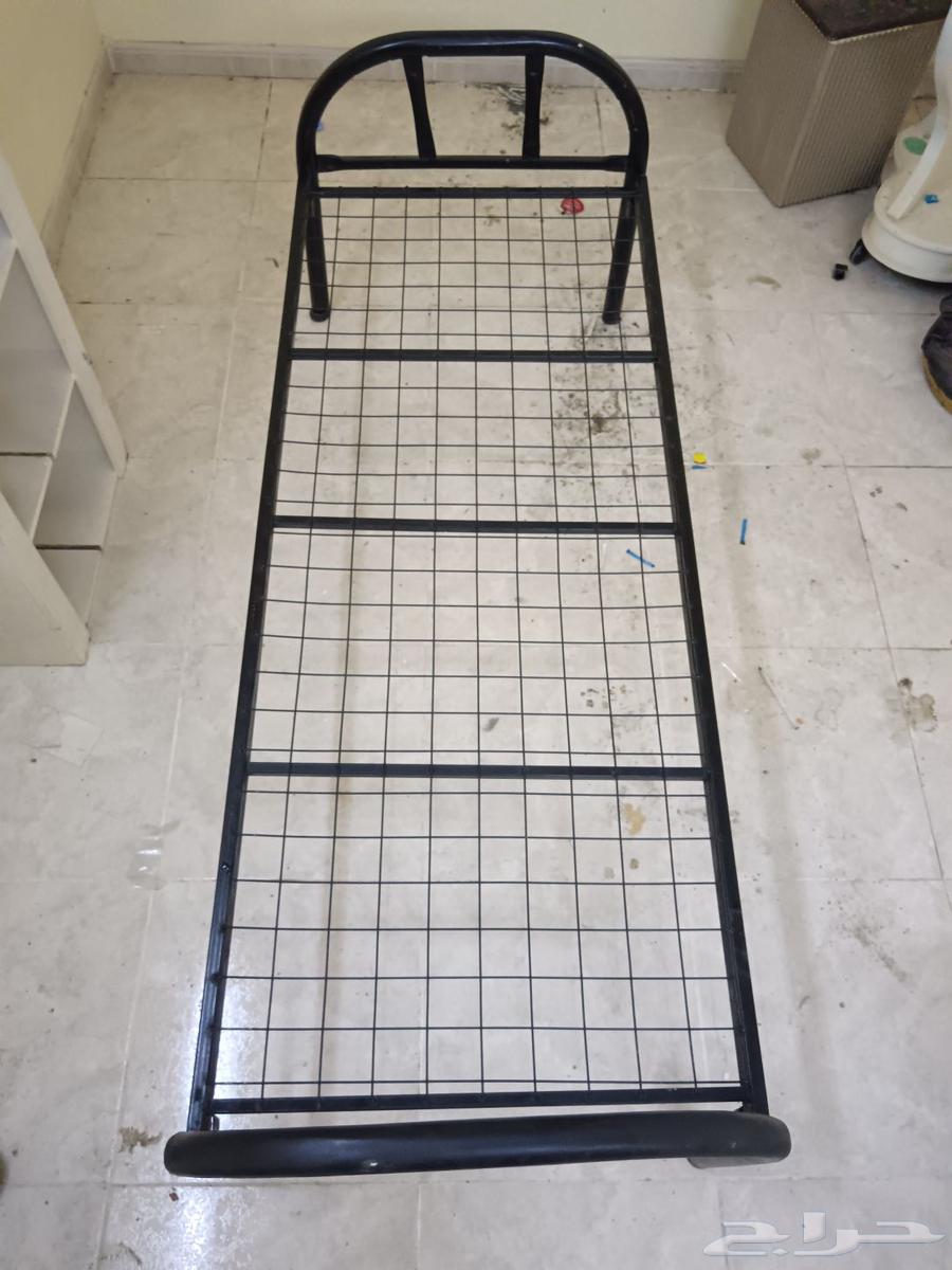 سرير حديد مقاس صغير64404680763265110