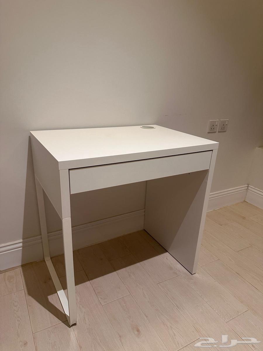 مكتب ايكيا نظيف جدا64404903610625110