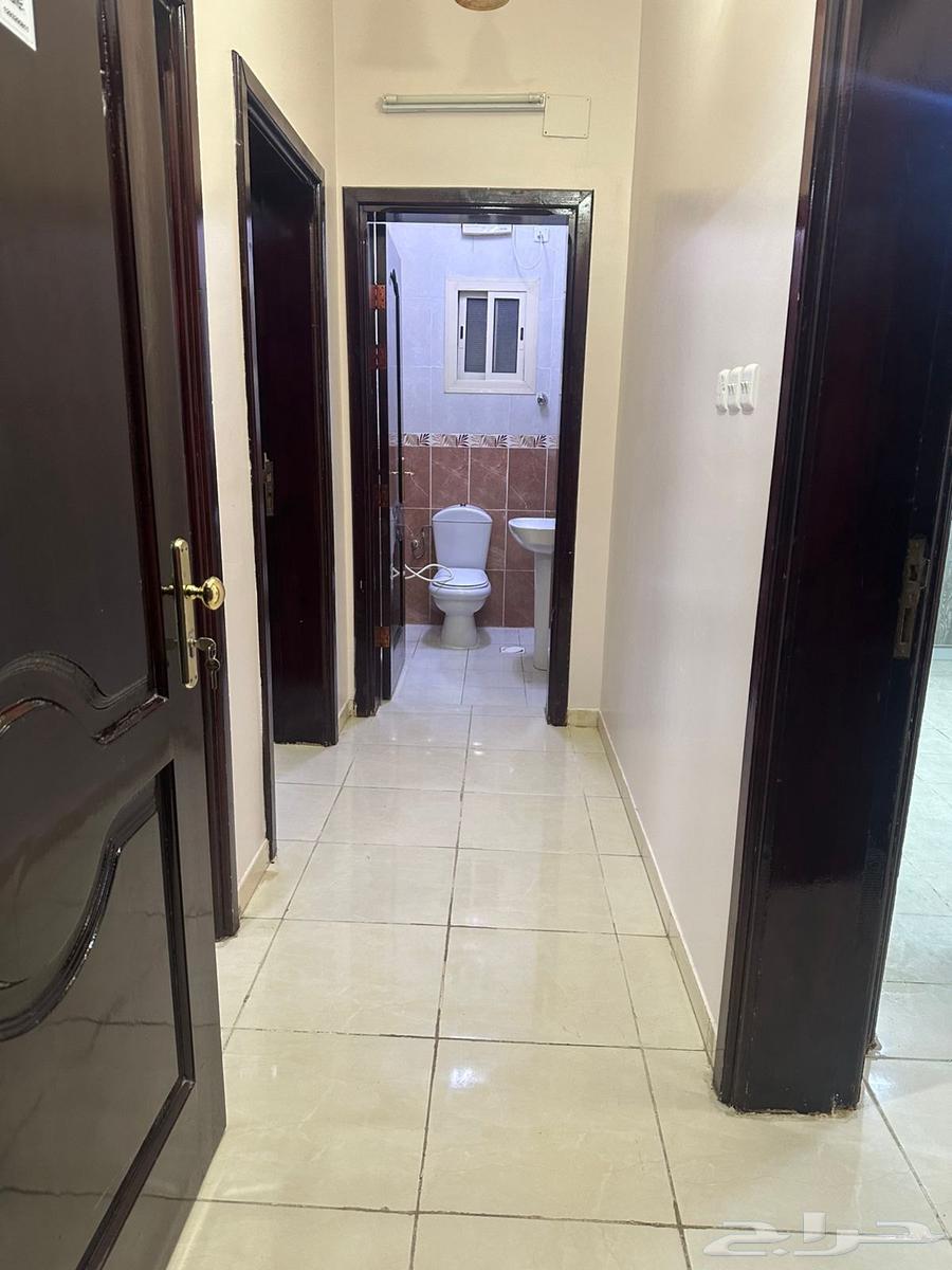 Apartment in Al-Madinah, Al-Anabes district, 4 rooms, air-conditioned, with kitchen for 25,00063614099528322112