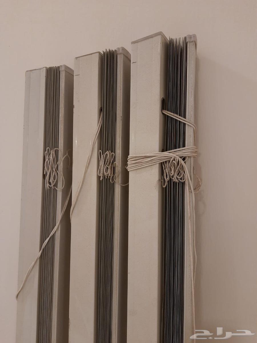 للبيع ستاير الومنيوم و خشب استخدام مكاتب64404778376962111