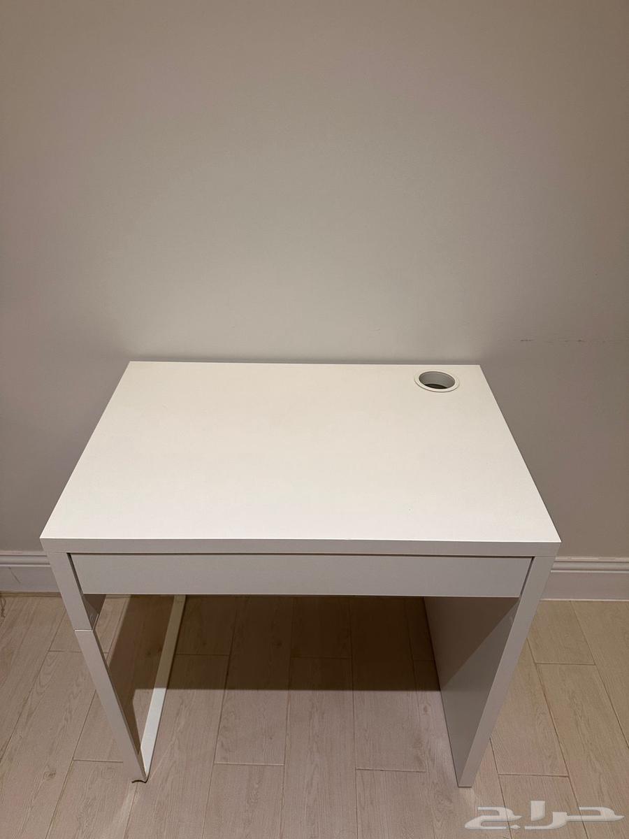 مكتب ايكيا نظيف جدا64404903610625111