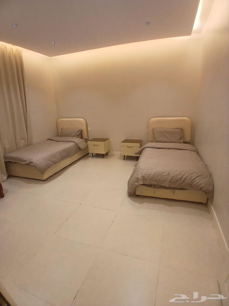 عرض وسط الاسبوع ب450ريال64404945556481114