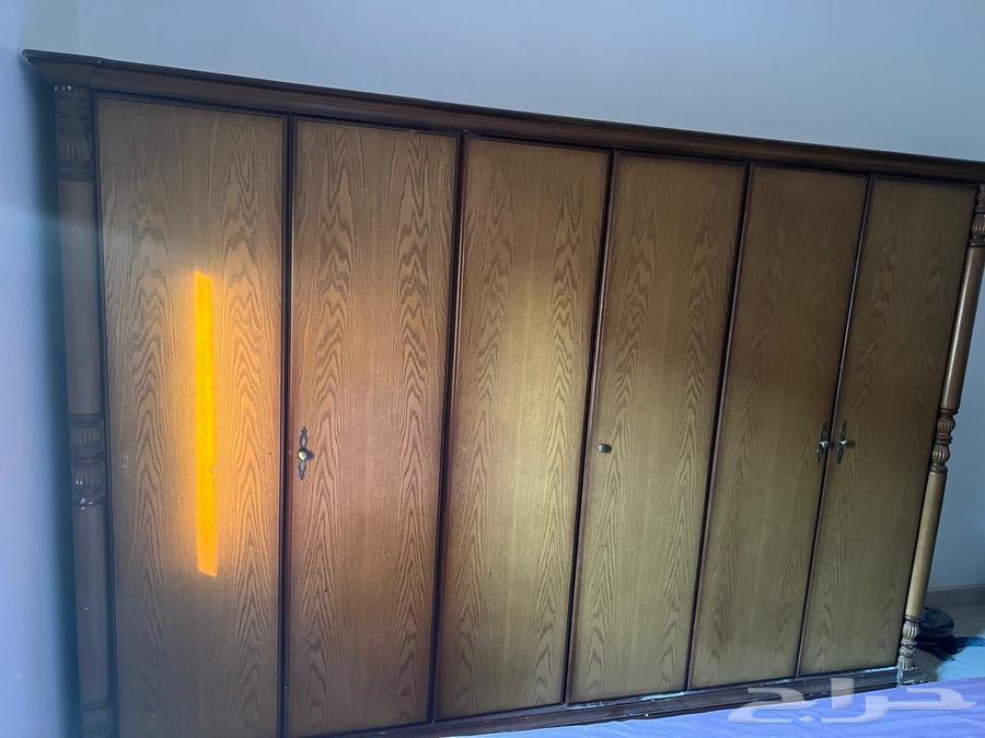 غرفة نوم أمريكي بحالة ممتازة مع مرتبة طبية أمريكي64403101389313113