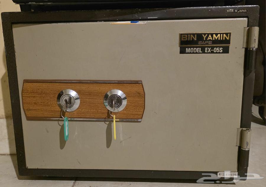 Japanese-made cabinet, height 35, width 48, depth 3964404875886083110