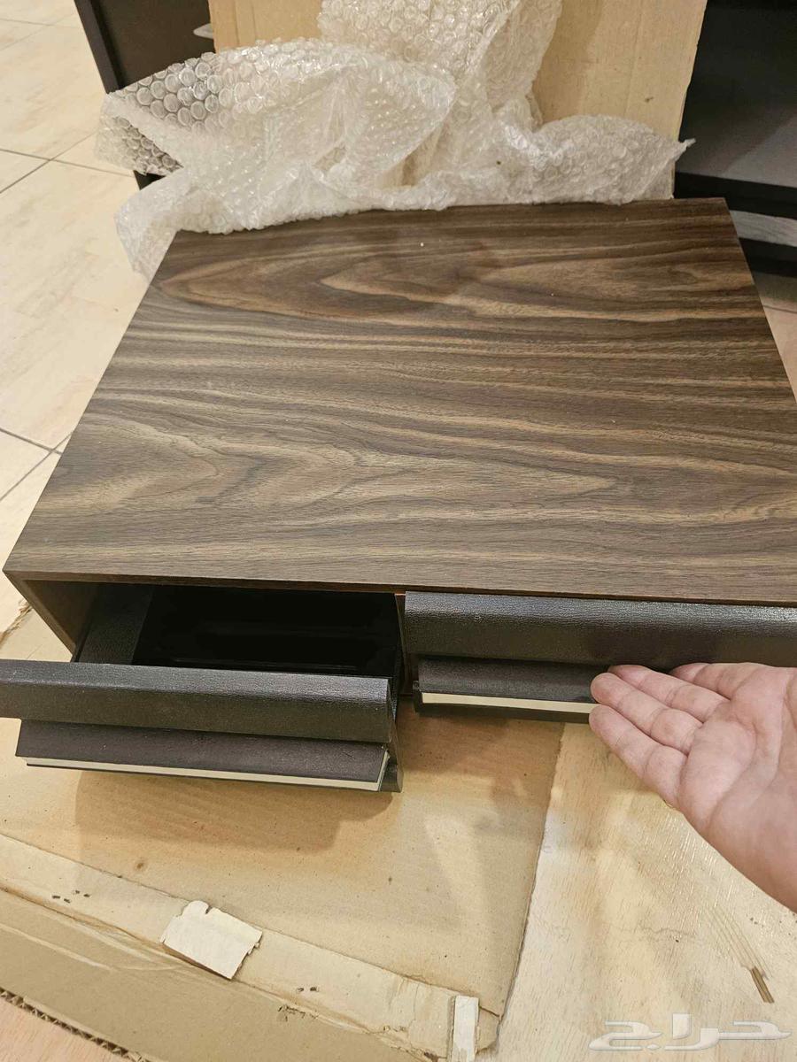 ادراج لحفظ اشرطة الفيديو الصغيره والكبيرة64403839105154111