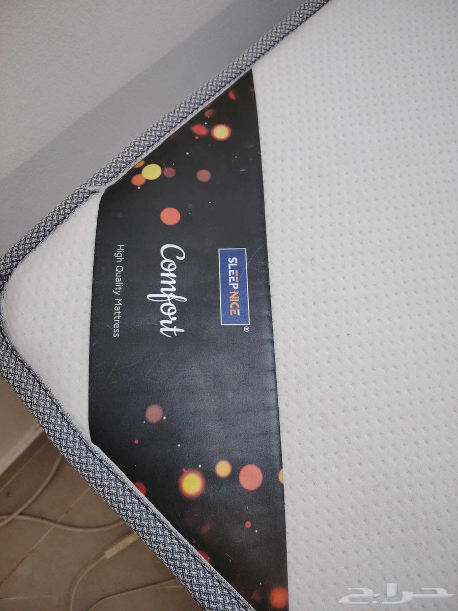 مرتبك طبية بحالة ممتازة64404250381953112