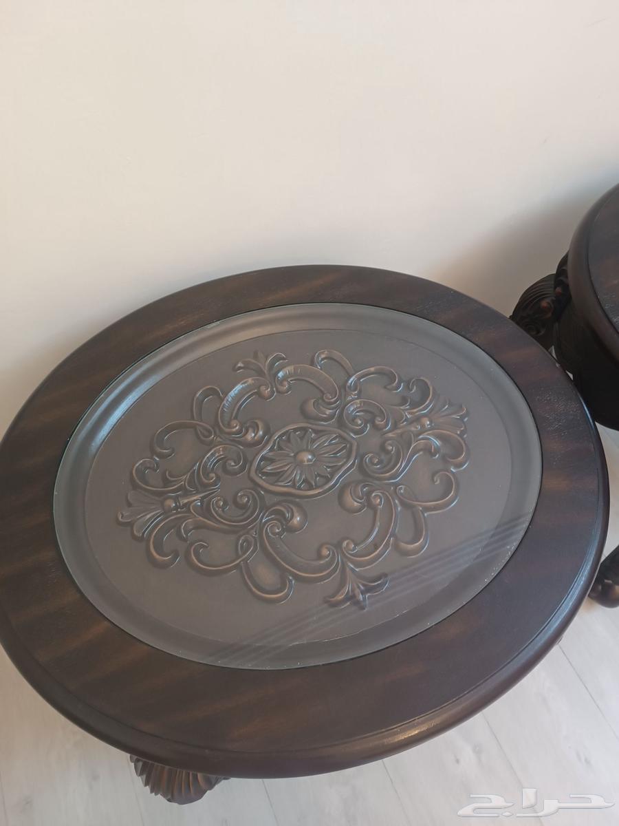 طاولتين كنب نظيفه بيضاويه64404070181251110