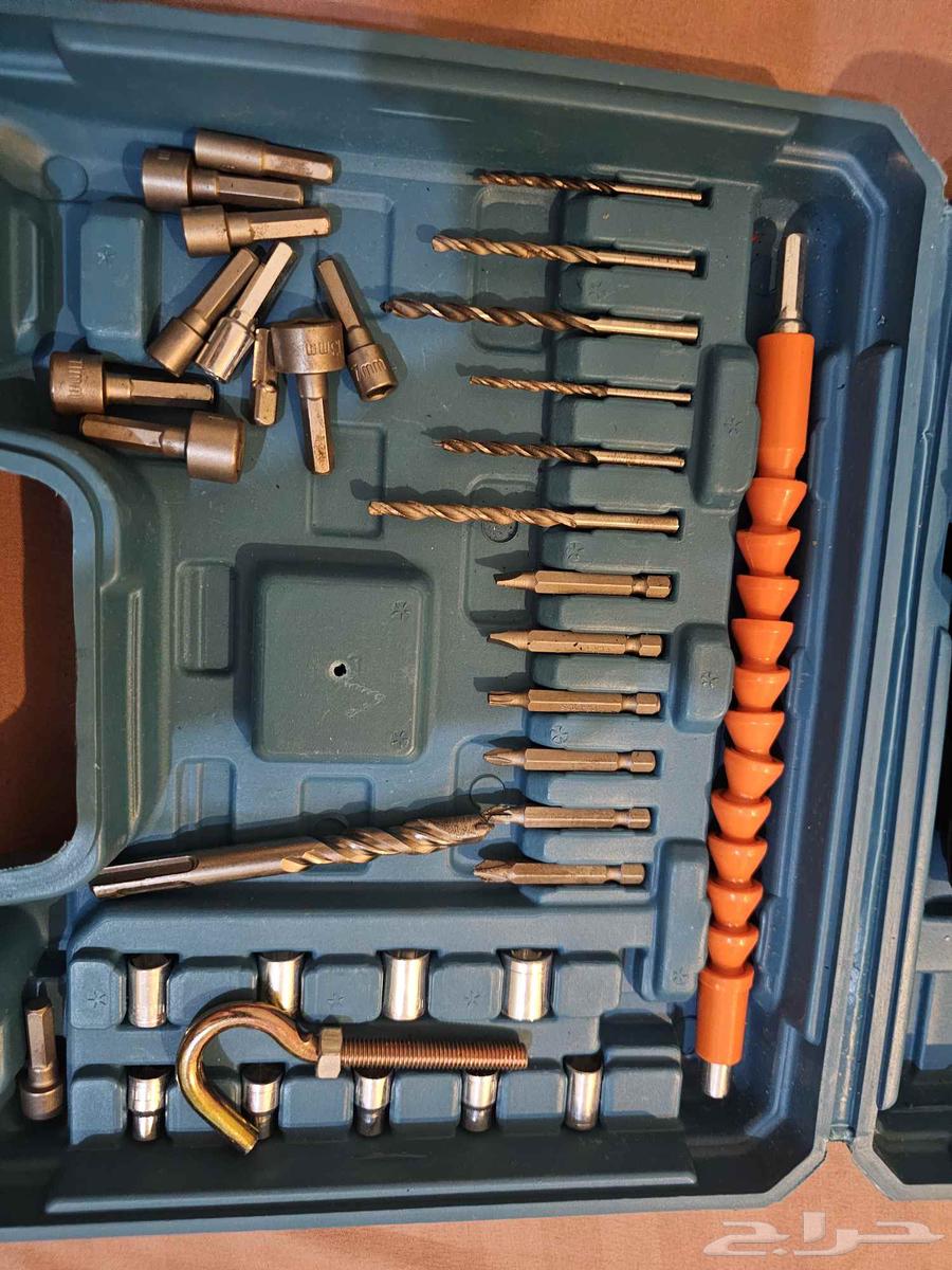 دريل Cordless مستعمل إستعمال خفيف مع كشاف يج معاه كافة ملحقا64403393777923113