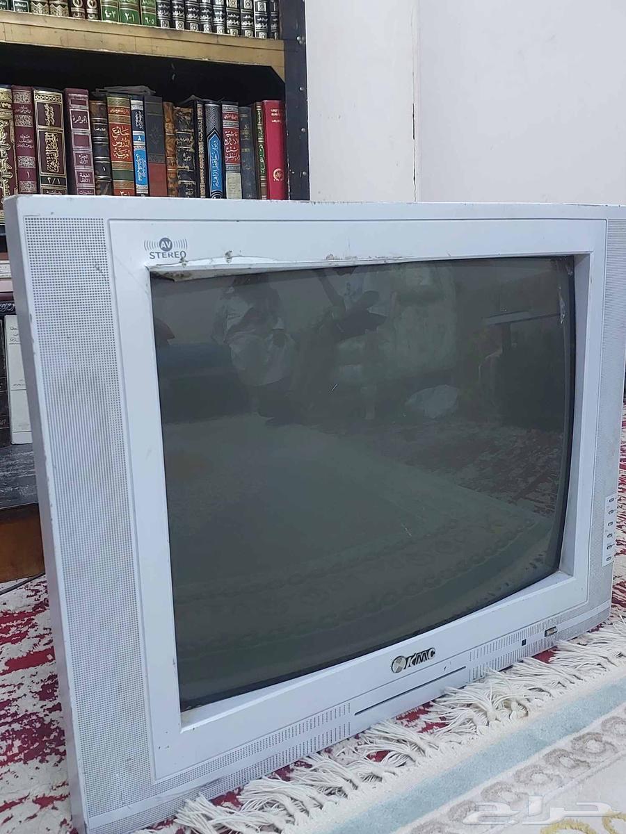 تلفزيونات قديمة للبيع64404125674369110
