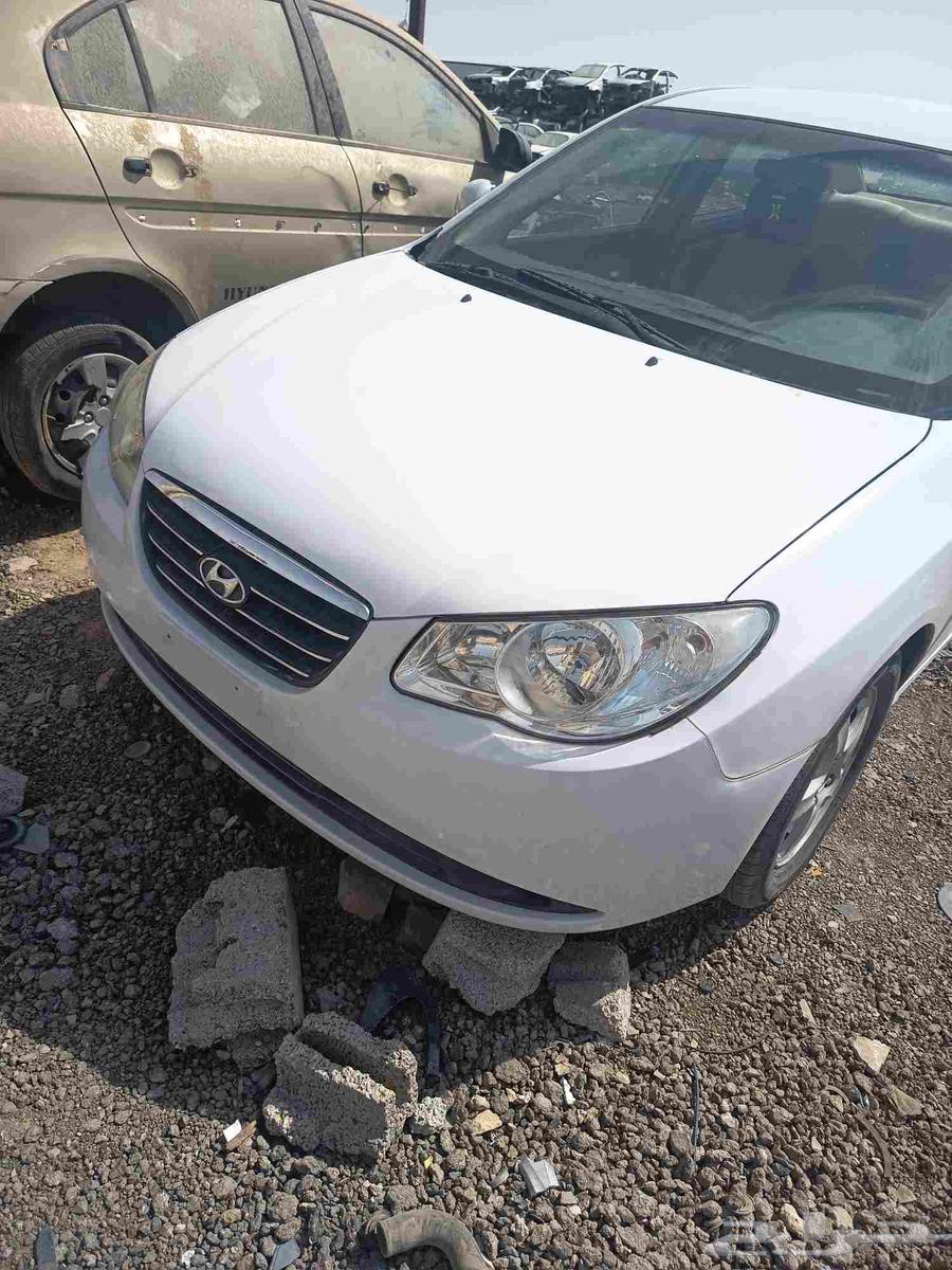 Hyundai Elantra 201063618262506754112