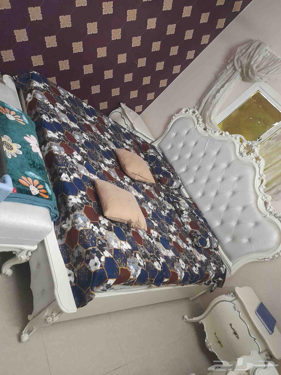 عفش للبيع استخدام ممتاز سرعة البيع64558794385794114