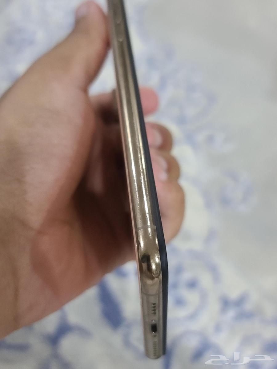 ايفون اكس ماكس تم البيع64403331759362112