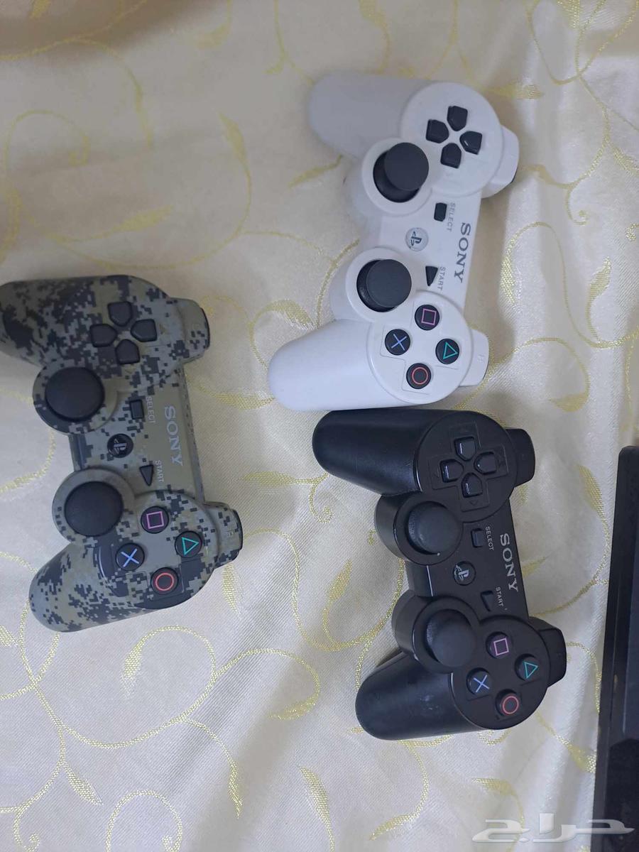 PlayStation 3 for sale with 3 controllers64404055885442111