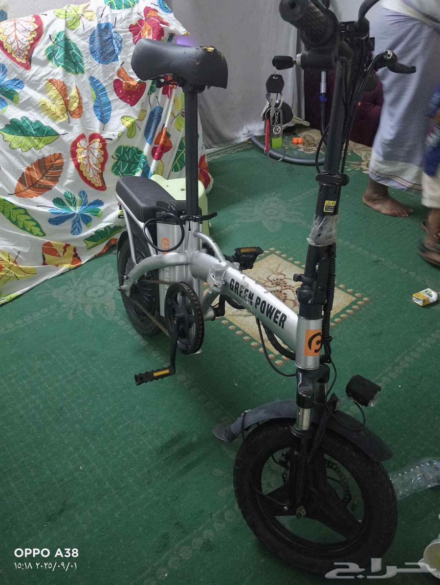 Very clean, large scooter, lightly used64404694453379113