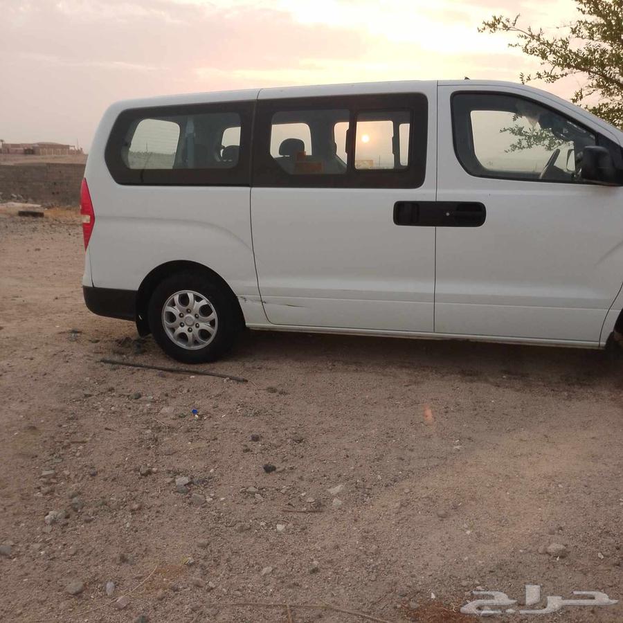 Hyundai H1 2009 model, 200,000 km driven, single user, locally assembled63618155874177113