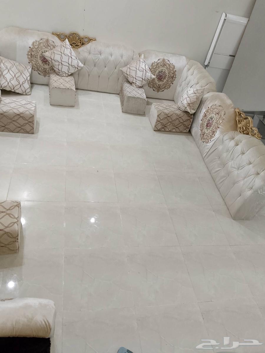 اثاث مستعمل كل الاثاث المعروض ب 1500 قابل للتفاوض البسيط64399147681667111