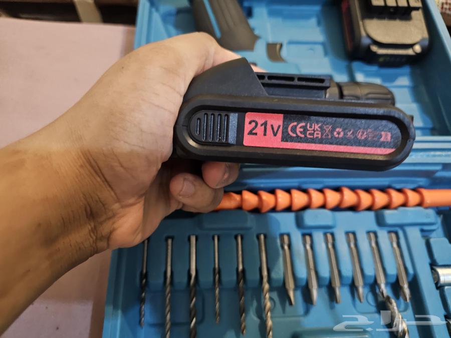 دريل Cordless مستعمل إستعمال خفيف مع كشاف يج معاه كافة ملحقا64403393777923111