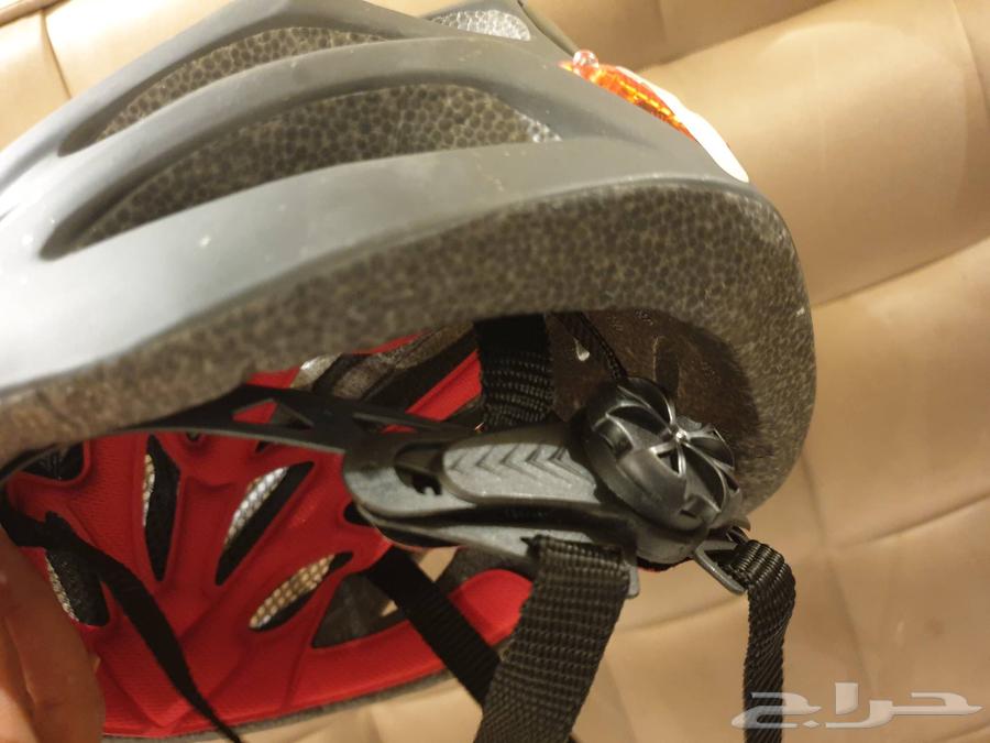 خوذة دراجة او اسكوتر جديده لم تستخدم64402538466563112