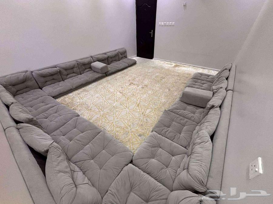 كنب وفرش شيك جديدة للبيع64404000123266110