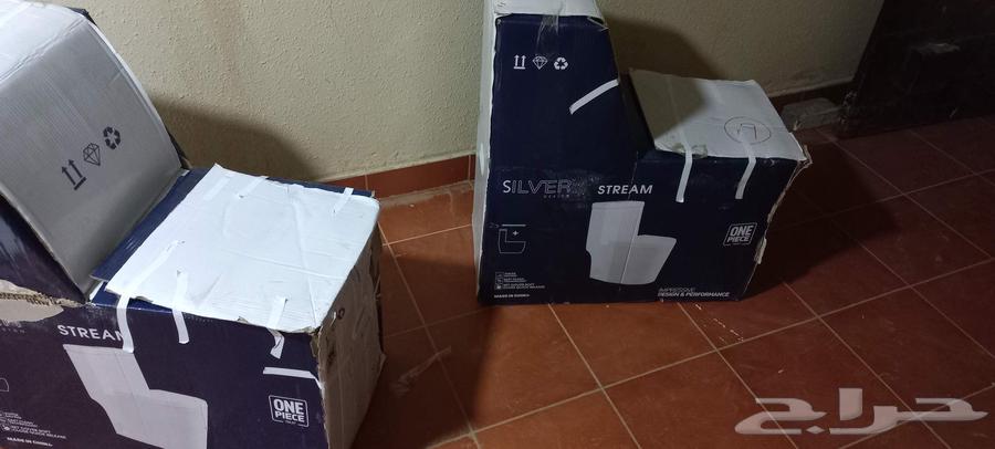 كرسي حمام للبيع بحالة الوكالة64404111483650114