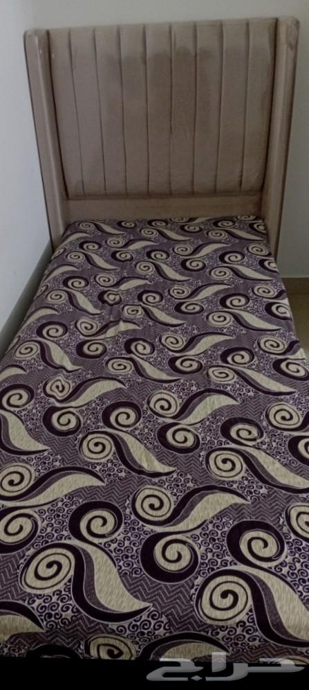 سرير للبيع مع مرتبه ياي64403602263937111