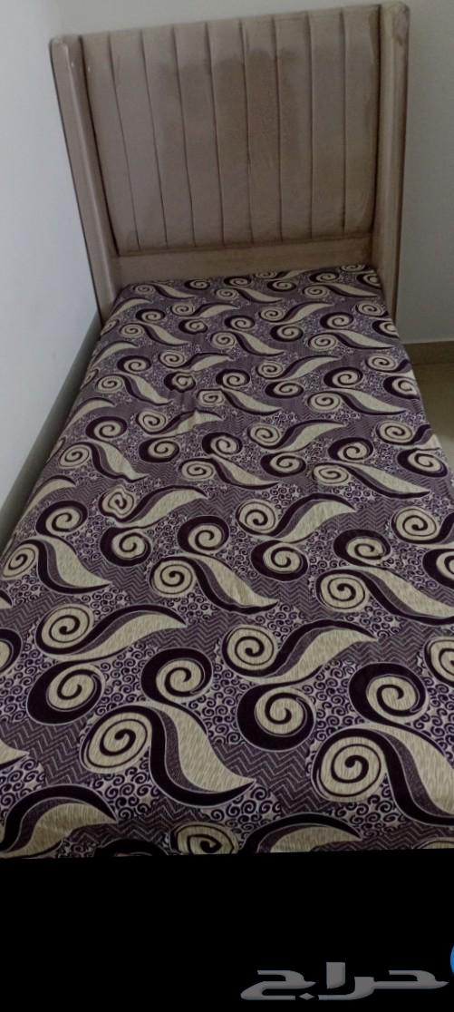 سرير للبيع مع مرتبه ياي64403602263937110