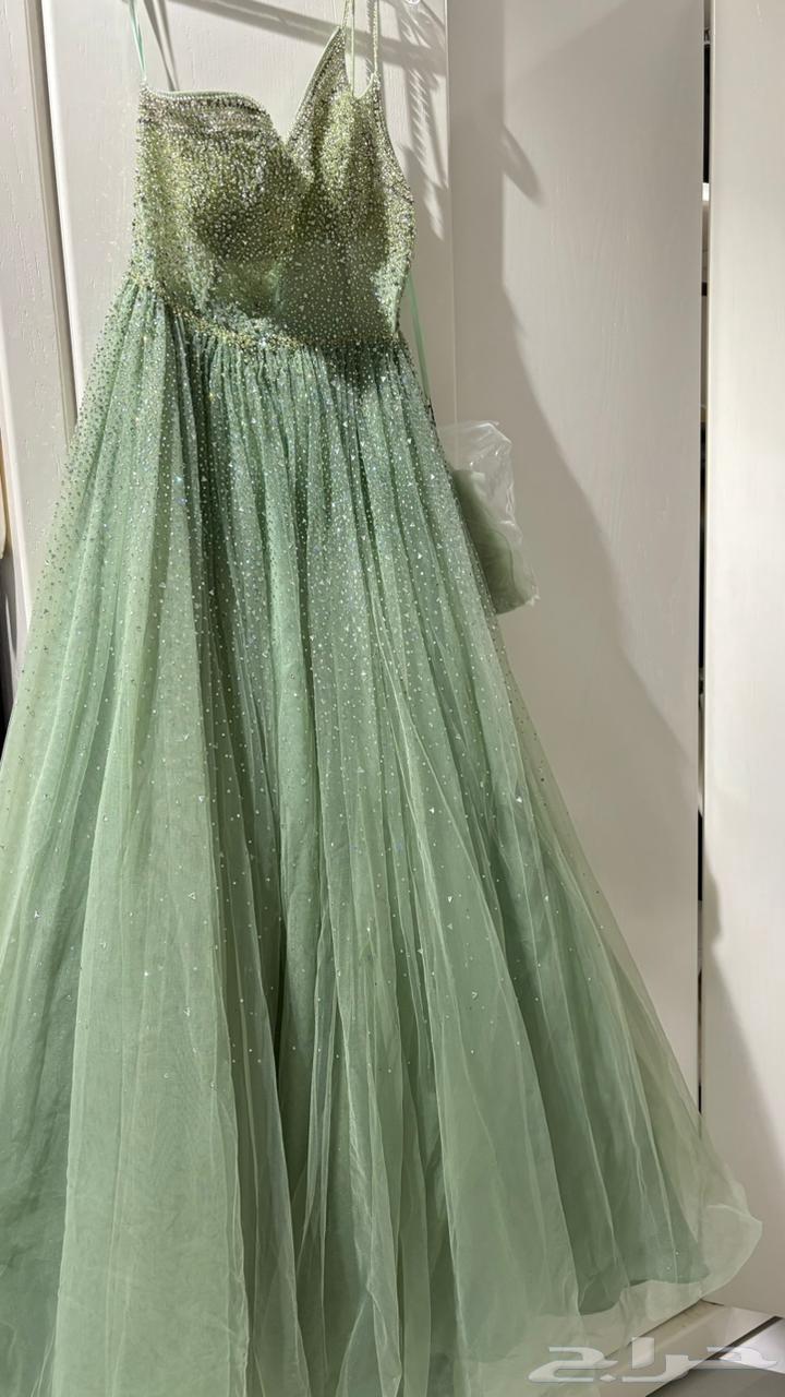 Women's evening dress63619368061186111