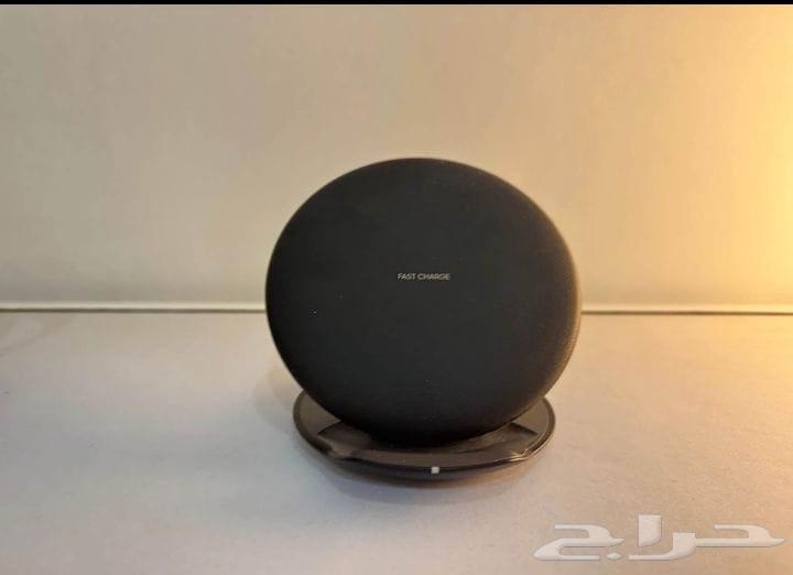 شاحن لا سلكي ونظارة للبيع64403235668609110