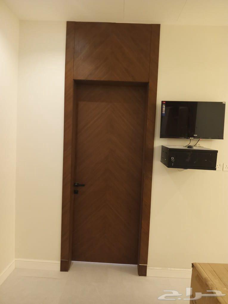 Wooden doors, wooden decorations, maintenance and restoration64141437242371110