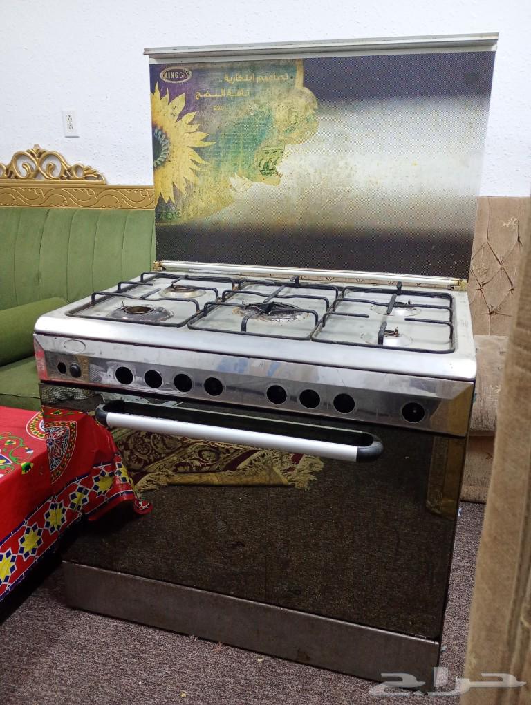 فرن خمسة شعلة ب 200 ريال نظيف كالجديد64403944167683110